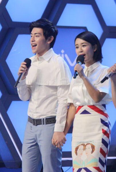 邓伦杨紫最新八卦爆料,甜蜜互动引网友热议